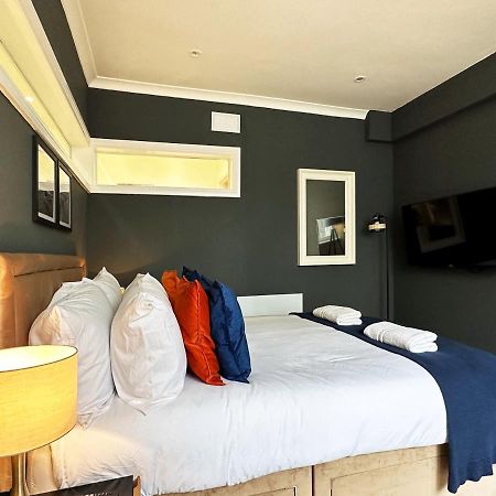 Liam Place Near Hyde Park - 1 Double Bed, 1 Sofa Bed, Spacious Apartment, Private Entrance Londra Exterior foto