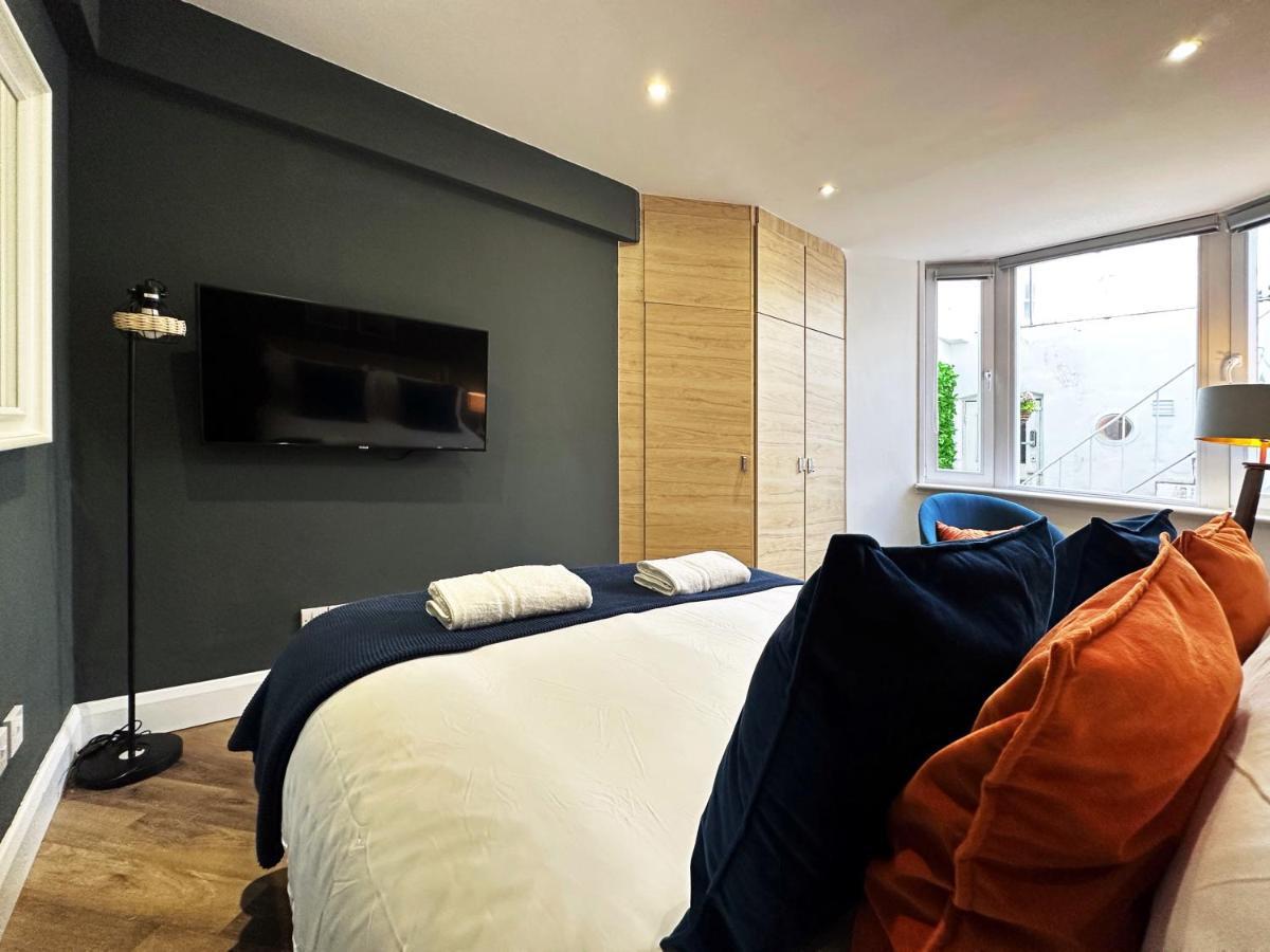 Liam Place Near Hyde Park - 1 Double Bed, 1 Sofa Bed, Spacious Apartment, Private Entrance Londra Exterior foto