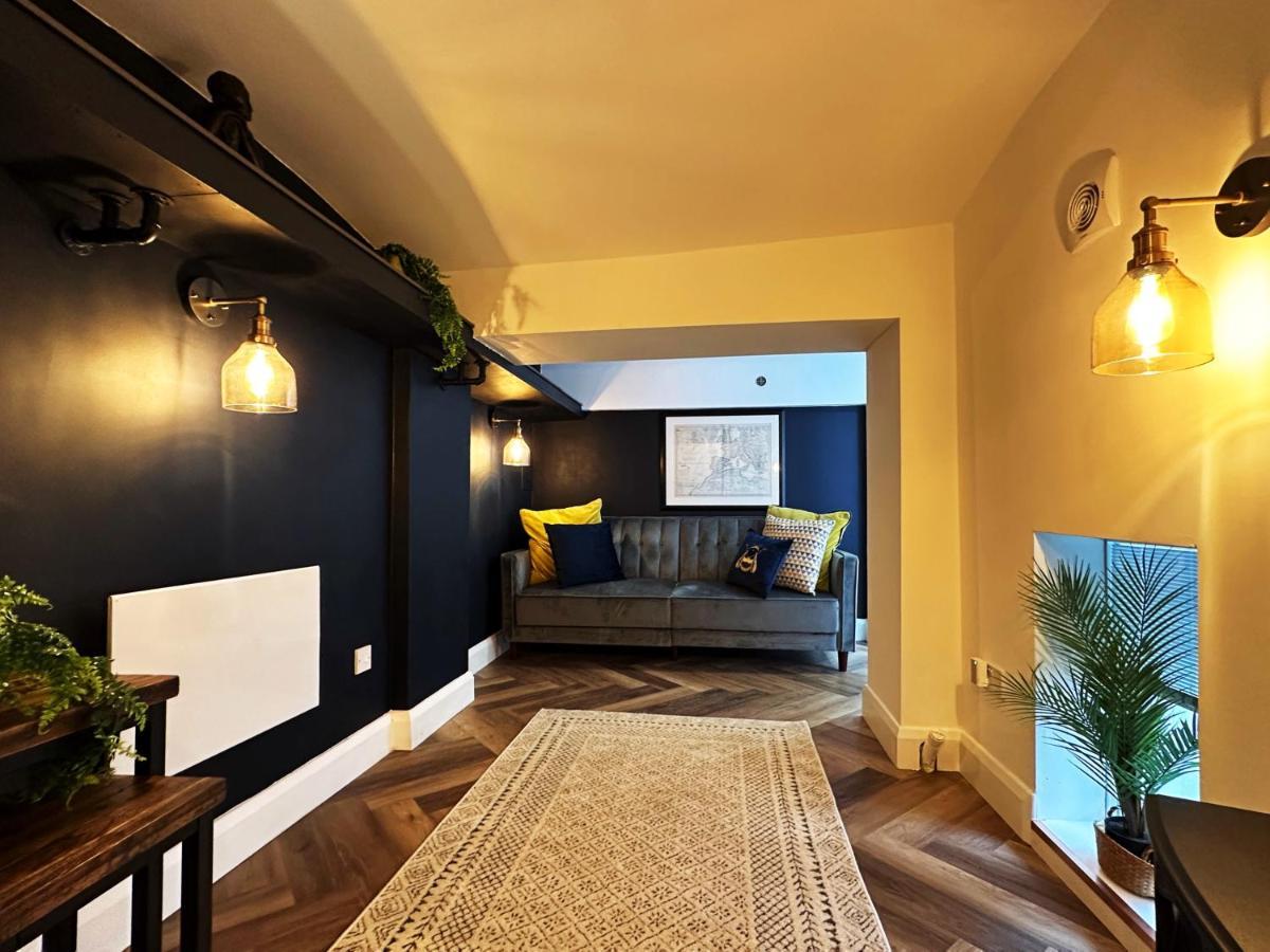 Liam Place Near Hyde Park - 1 Double Bed, 1 Sofa Bed, Spacious Apartment, Private Entrance Londra Exterior foto