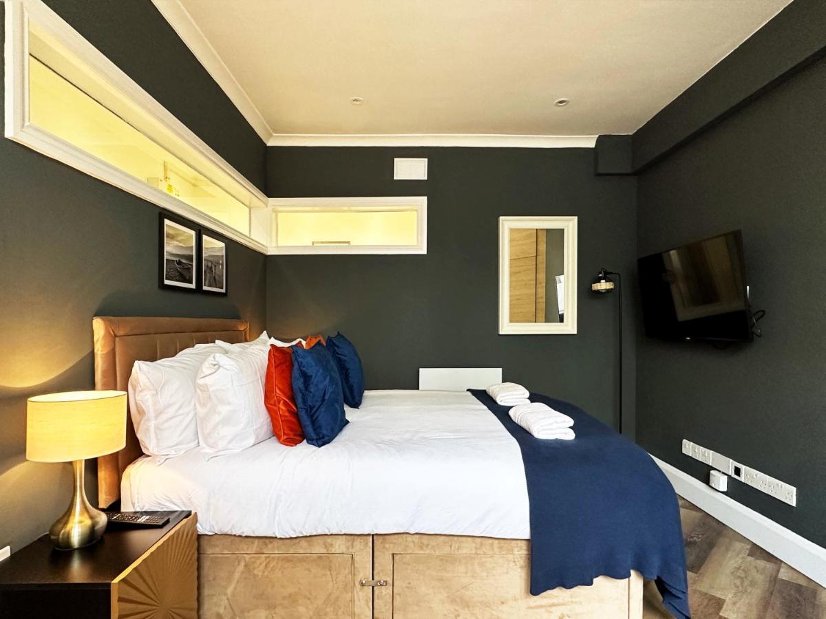 Liam Place Near Hyde Park - 1 Double Bed, 1 Sofa Bed, Spacious Apartment, Private Entrance Londra Exterior foto