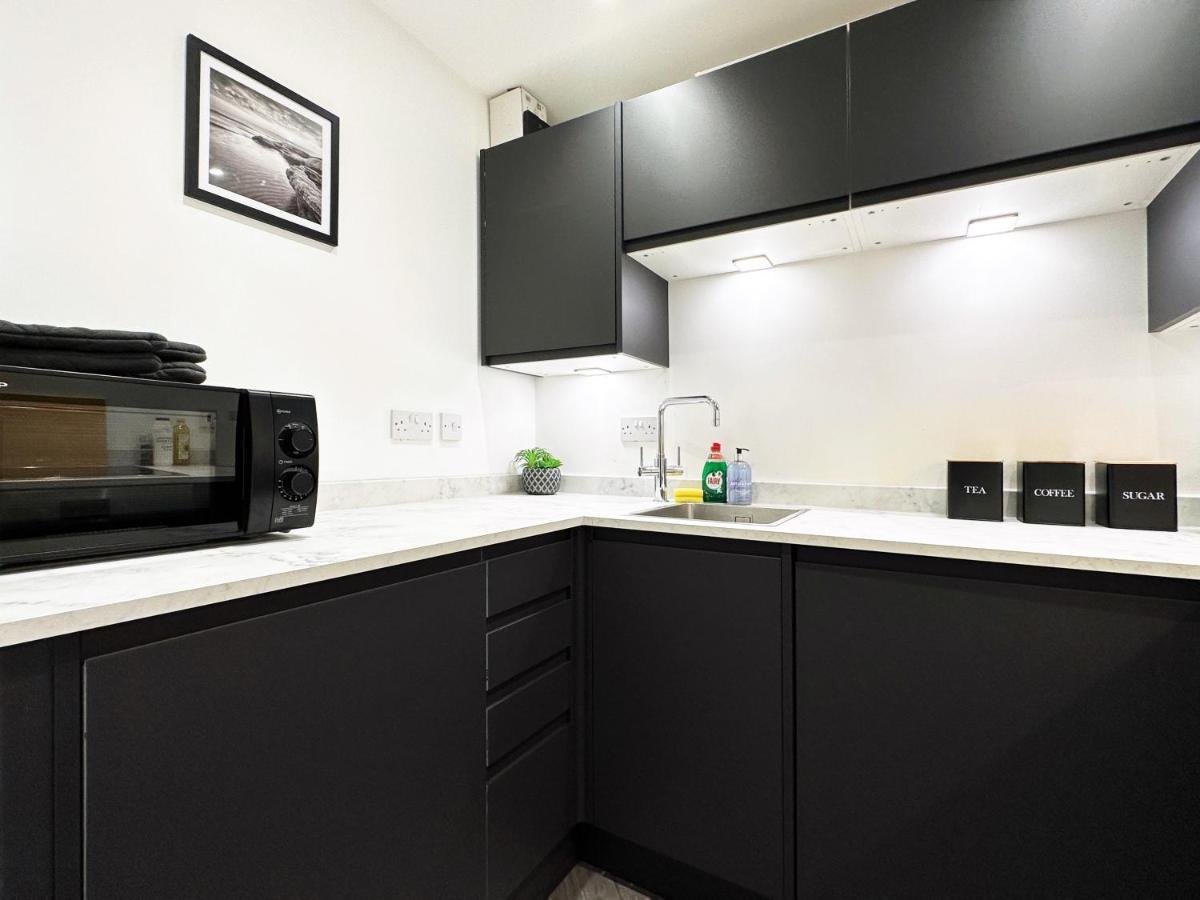 Liam Place Near Hyde Park - 1 Double Bed, 1 Sofa Bed, Spacious Apartment, Private Entrance Londra Exterior foto