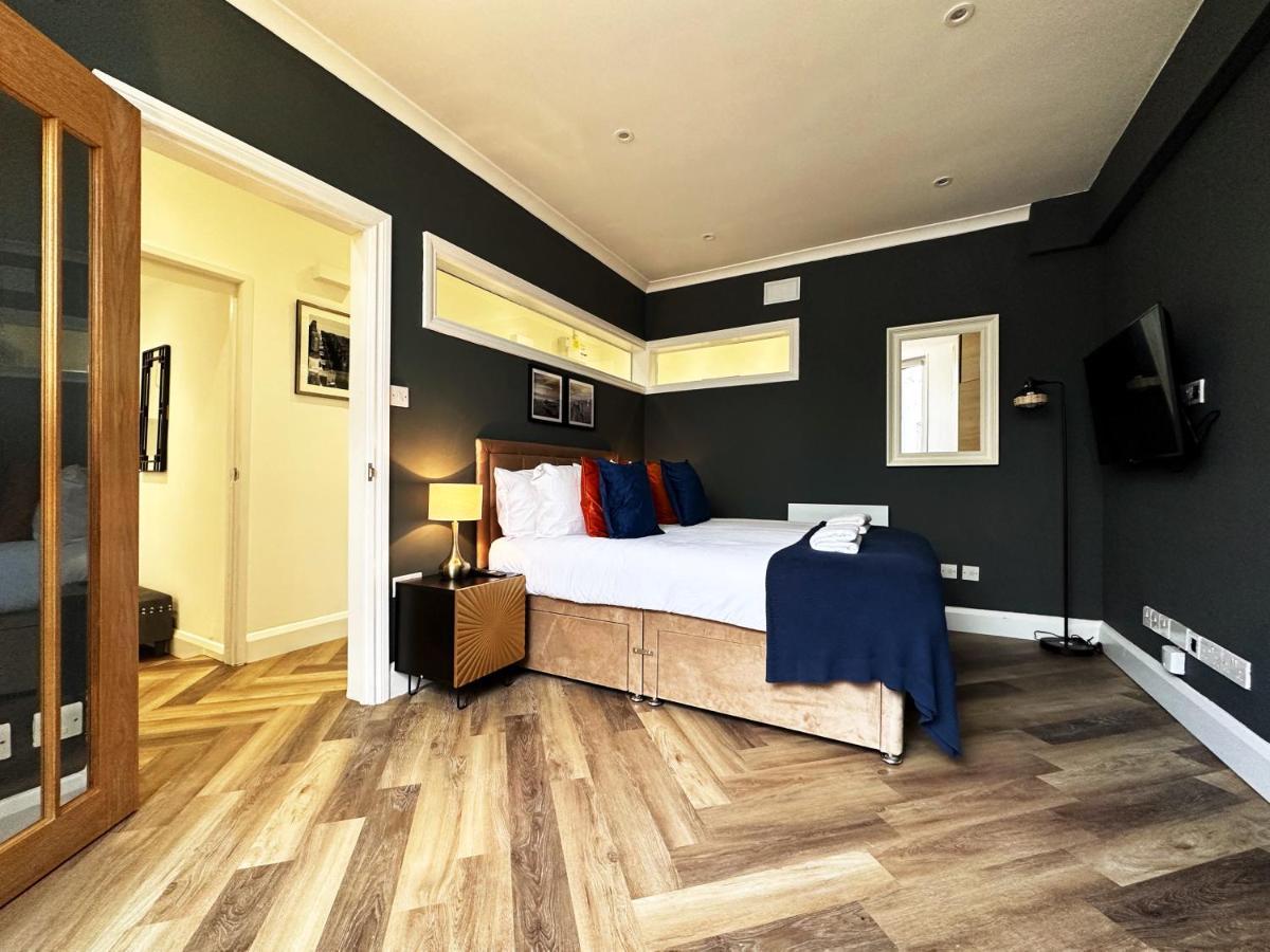 Liam Place Near Hyde Park - 1 Double Bed, 1 Sofa Bed, Spacious Apartment, Private Entrance Londra Exterior foto