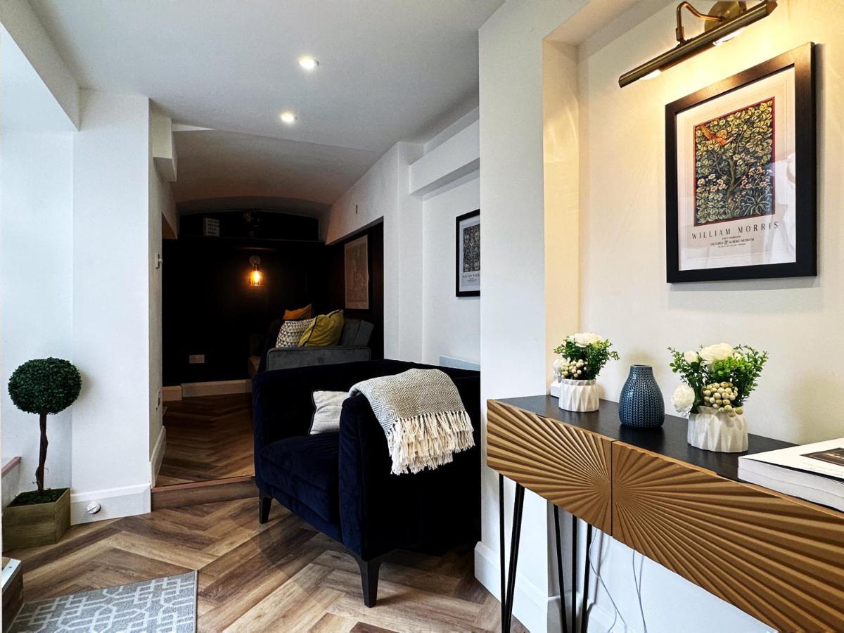 Liam Place Near Hyde Park - 1 Double Bed, 1 Sofa Bed, Spacious Apartment, Private Entrance Londra Exterior foto