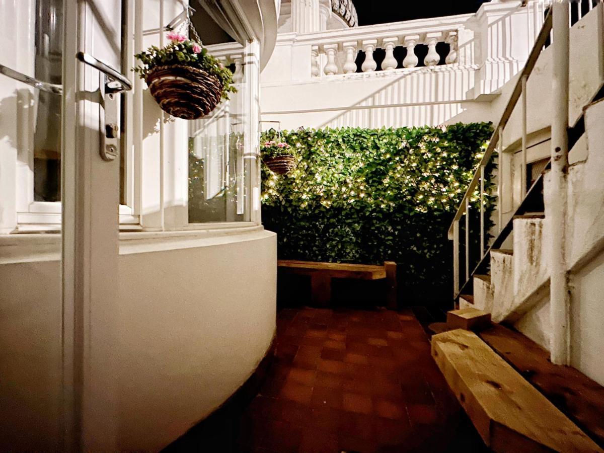 Liam Place Near Hyde Park - 1 Double Bed, 1 Sofa Bed, Spacious Apartment, Private Entrance Londra Exterior foto